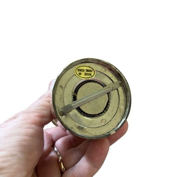 Silver Plated Pepper Grinder Made In Hong Kong - Picture 6 of 6